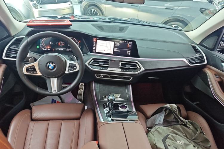 Used BMW X5 2021 xDrive40i M Sport Package Center Console