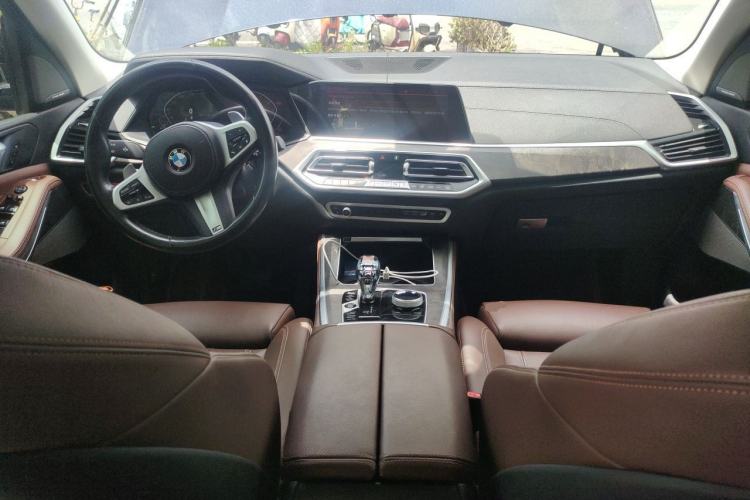 Used BMW X5 2021 Restyled xDrive40i M Sport Package Center Console