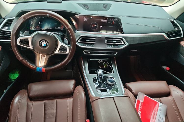 Used BMW X5 2021 Restyled xDrive30i M Sport Package Center Console