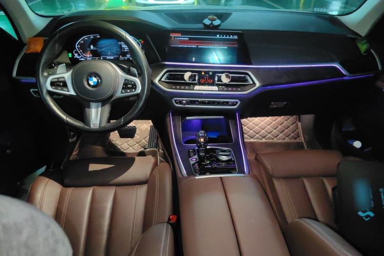 Used BMW X5 2021 Restyled xDrive30i M Sport Package Center Console