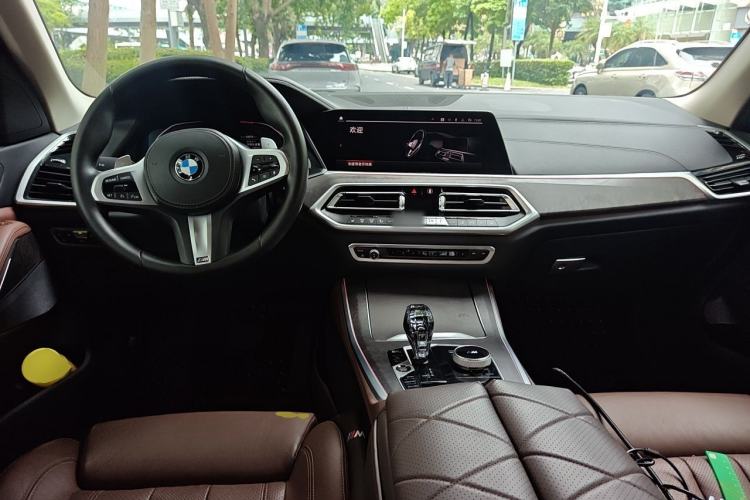Used BMW X5 2021 xDrive30i M Sport Package Center Console