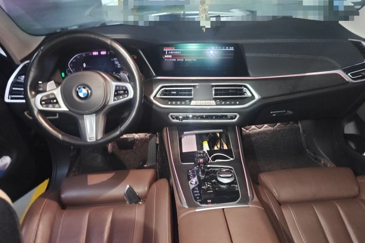 Used BMW X5 2021 Restyled xDrive40i Luxury Version M Sport Package Center Console