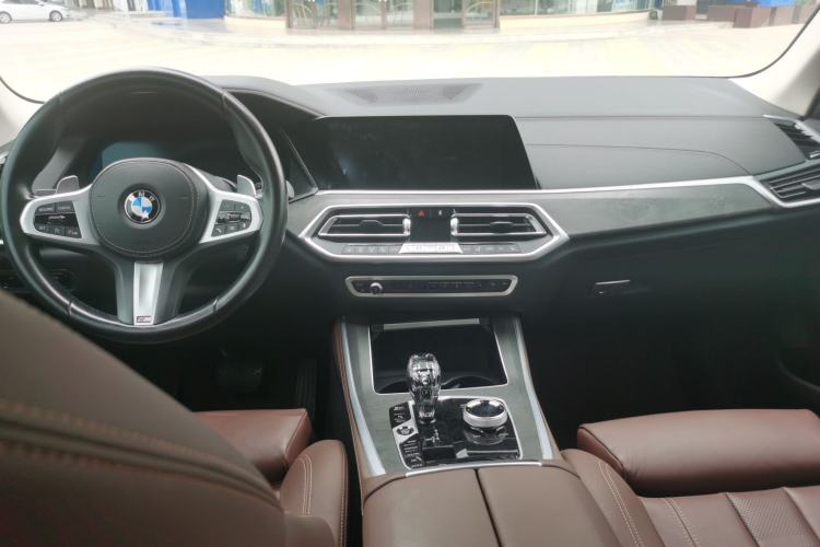 Used BMW X5 2021 Restyled xDrive30i M Sport Package Center Console