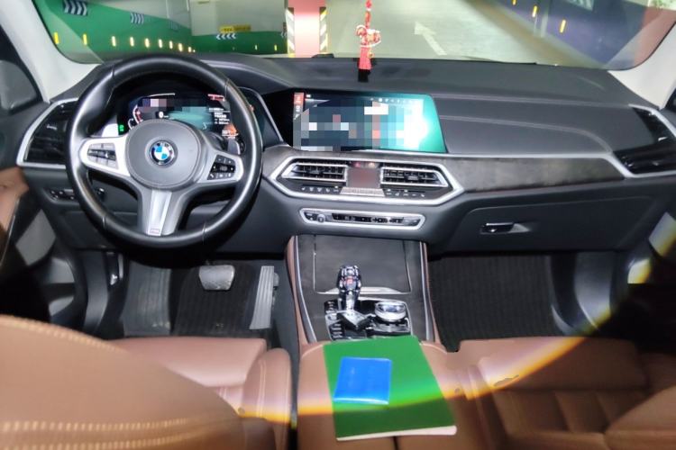 Used BMW X5 2021 Restyled xDrive40i M Sport Package Center Console