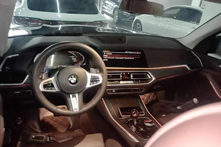 Used BMW X5 2021 xDrive30i M Sport Package Center Console