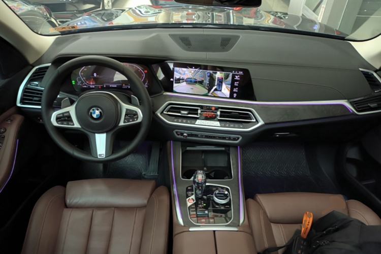 Used BMW X5 2021 Restyled xDrive30i M Sport Package Center Console