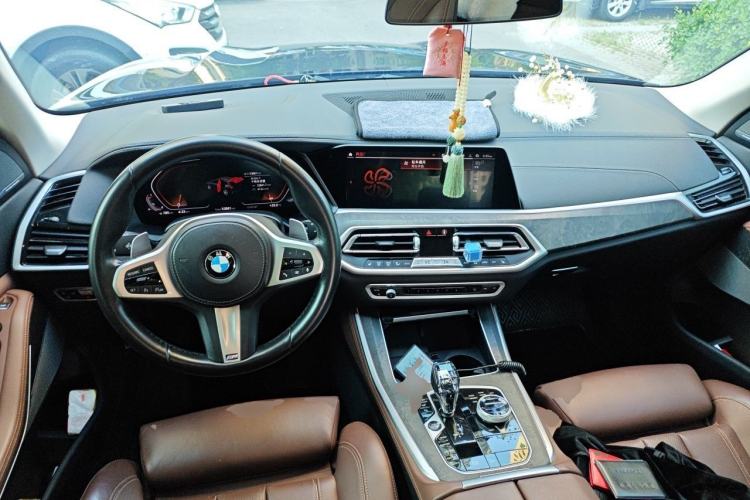 Used BMW X5 2021 Restyled xDrive40i M Sport Package Center Console