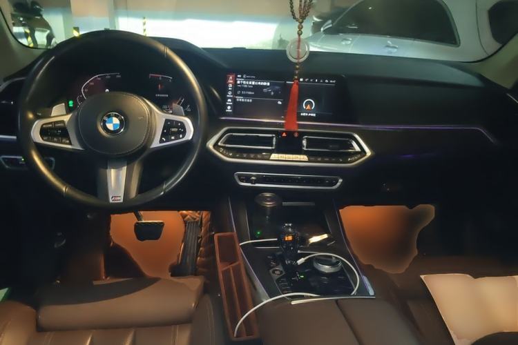 Used BMW X5 2021 xDrive30i M Sport Package Center Console