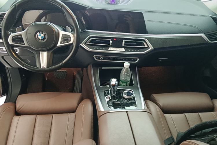 Used BMW X5 2021 Restyled xDrive40i M Sport Package Center Console