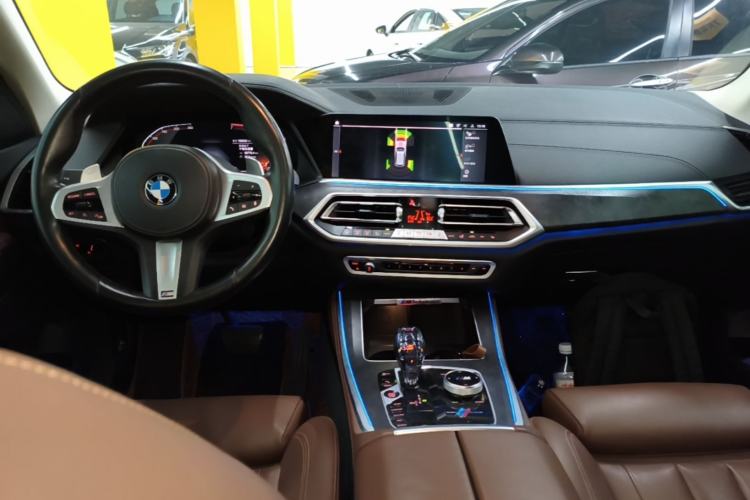 Used BMW X5 2021 Restyled xDrive30i M Sport Package Center Console