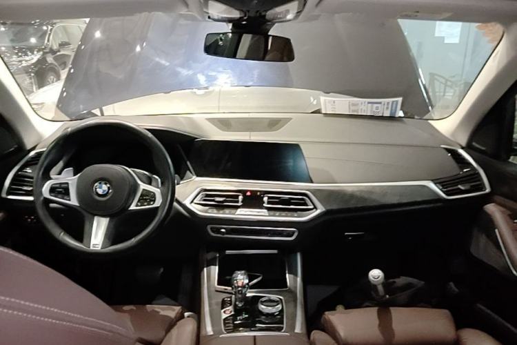Used BMW X5 2021 xDrive40i M Sport Package Center Console