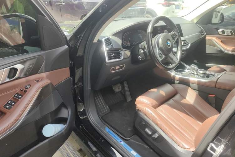 Used BMW X5 2021 Restyled xDrive30i M Sport Package Driver Seat