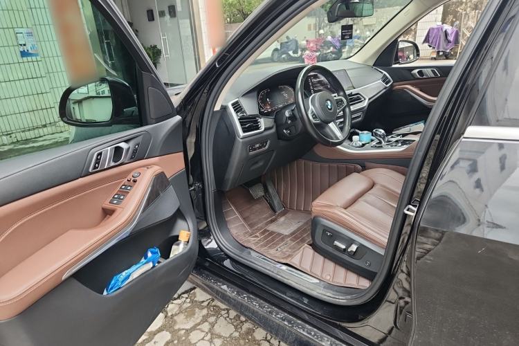 Used BMW X5 2021 xDrive30i M Sport Package Driver Seat