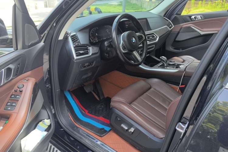 Used BMW X5 2021 xDrive40i M Sport Package Driver Seat