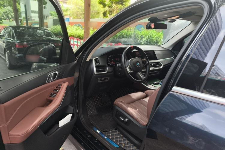 Used BMW X5 2021 xDrive30i M Sport Package Driver Seat