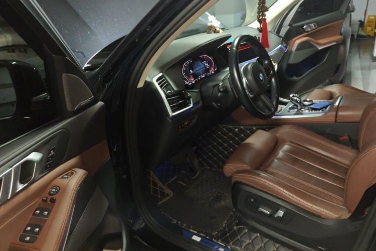 Used BMW X5 2021 xDrive40i M Sport Package Driver Seat