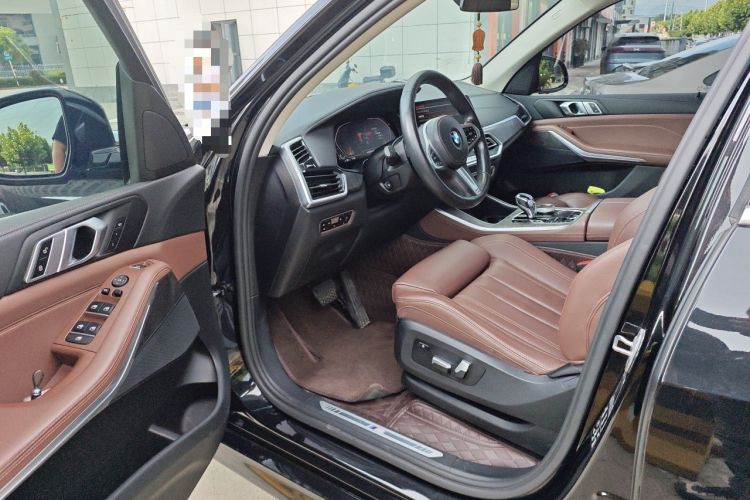 Used BMW X5 2021 Restyled xDrive30i M Sport Package Driver Seat