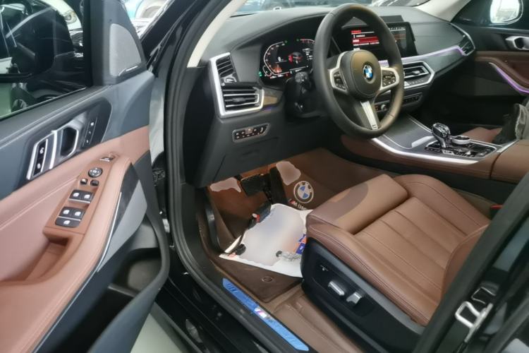 Used BMW X5 2021 xDrive40i M Sport Package Driver Seat
