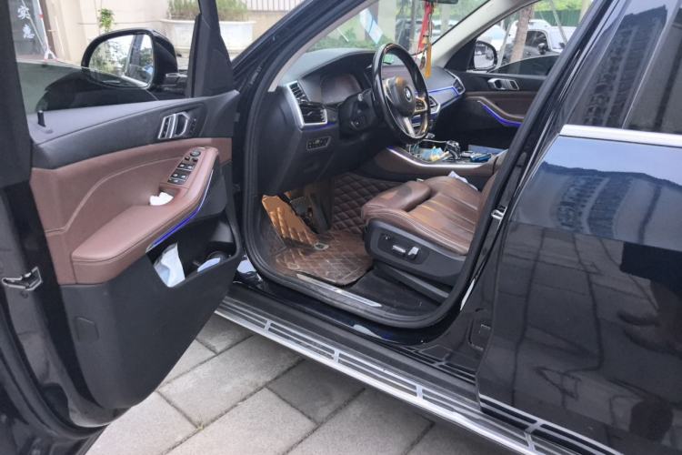 Used BMW X5 2021 xDrive30i M Sport Package Driver Seat