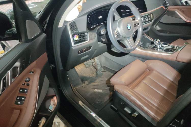Used BMW X5 2021 xDrive30i M Sport Package Driver Seat