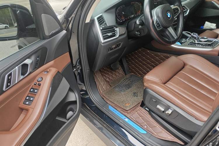 Used BMW X5 2021 xDrive30i M Sport Package Driver Seat