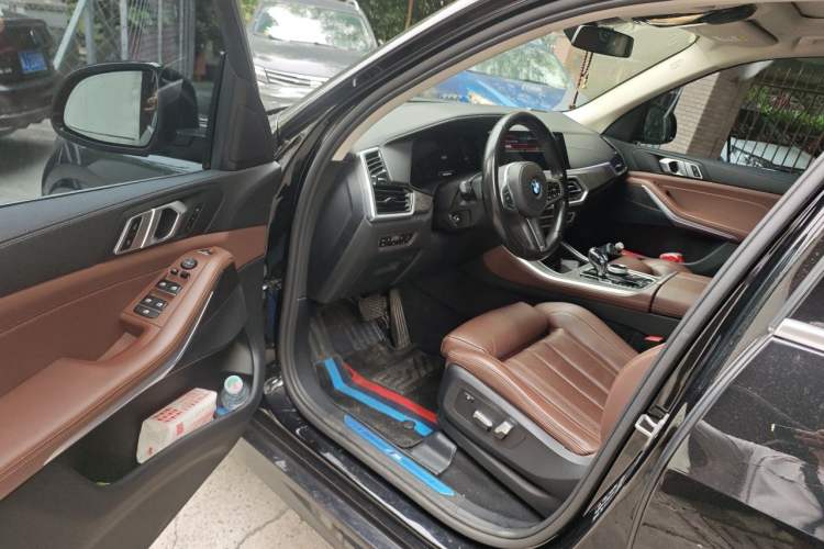 Used BMW X5 2021 Restyled xDrive30i M Sport Package Driver Seat