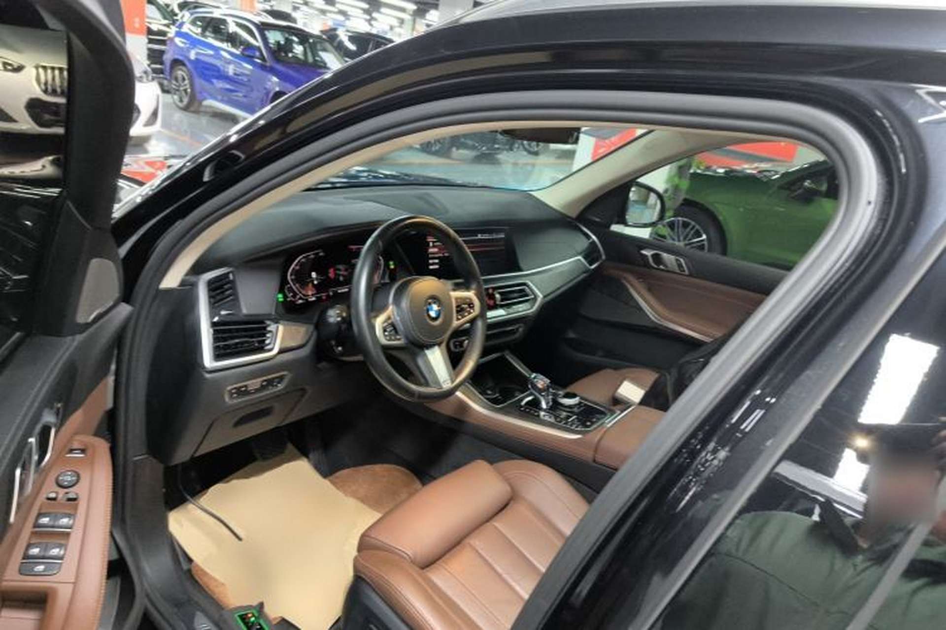 Used BMW X5 2021 Restyled xDrive40i M Sport Package Driver Seat
