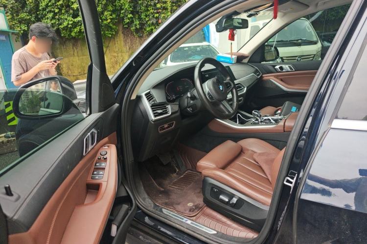 Used BMW X5 2021 xDrive30i M Sport Package Driver Seat