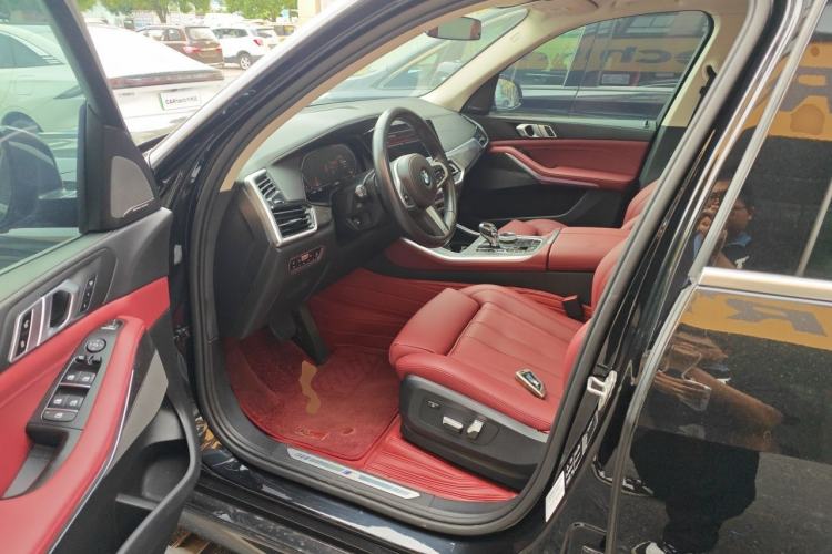 Used BMW X5 2021 xDrive40i M Sport Package Driver Seat