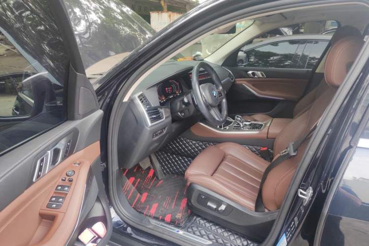 Used BMW X5 2021 xDrive30i M Sport Package Driver Seat