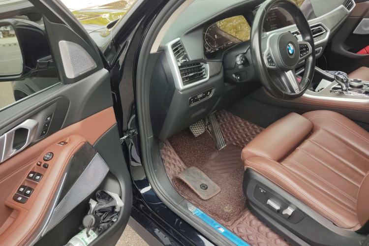 Used BMW X5 2021 xDrive40i M Sport Package Driver Seat