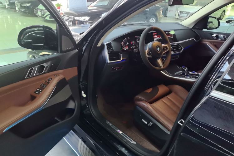 Used BMW X5 2021 xDrive40i M Sport Package Driver Seat