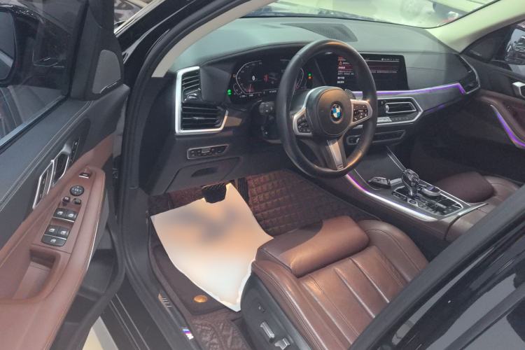 Used BMW X5 2021 xDrive40i M Sport Package Driver Seat