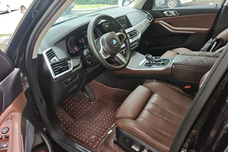 Used BMW X5 2021 xDrive30i M Sport Package Driver Seat