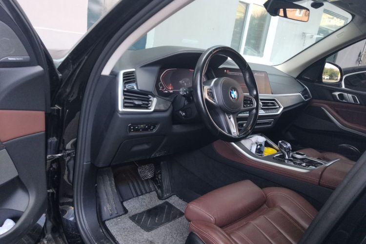 Used BMW X5 2021 xDrive40i M Sport Package Driver Seat