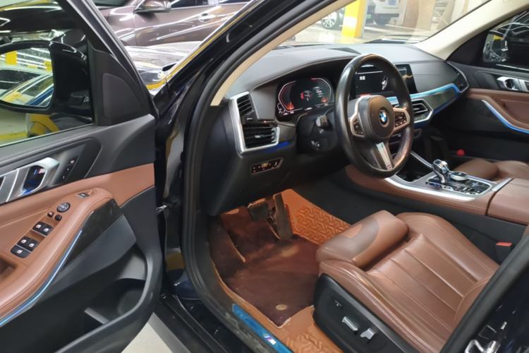 Used BMW X5 2021 Restyled xDrive30i M Sport Package Driver Seat