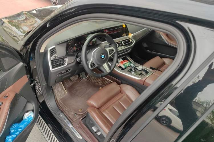 Used BMW X5 2021 xDrive30i M Sport Package Driver Seat