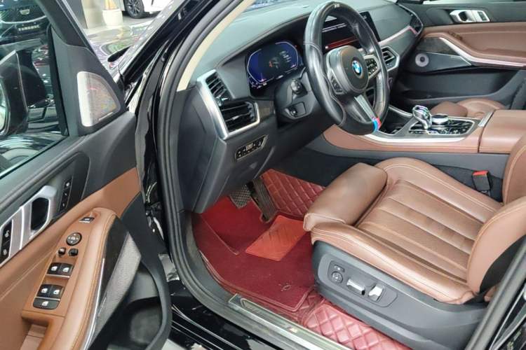 Used BMW X5 2021 xDrive40i M Sport Package Driver Seat