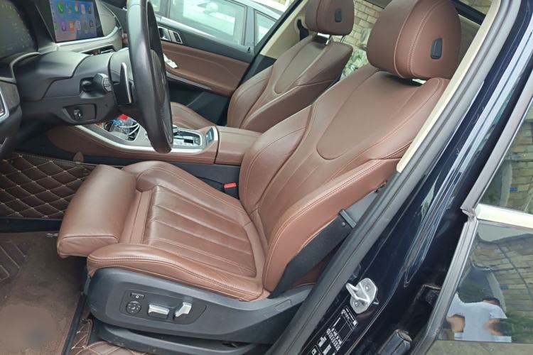 Used BMW X5 2021 xDrive30i M Sport Package Driver Seat