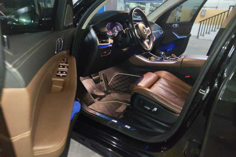Used BMW X5 2021 Restyled xDrive40i M Sport Package Driver Seat