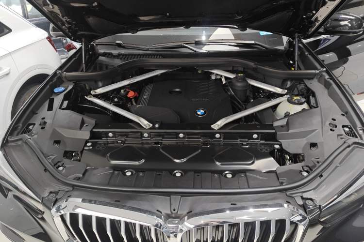 Used BMW X5 2021 xDrive30i M Sport Package Engine Bay