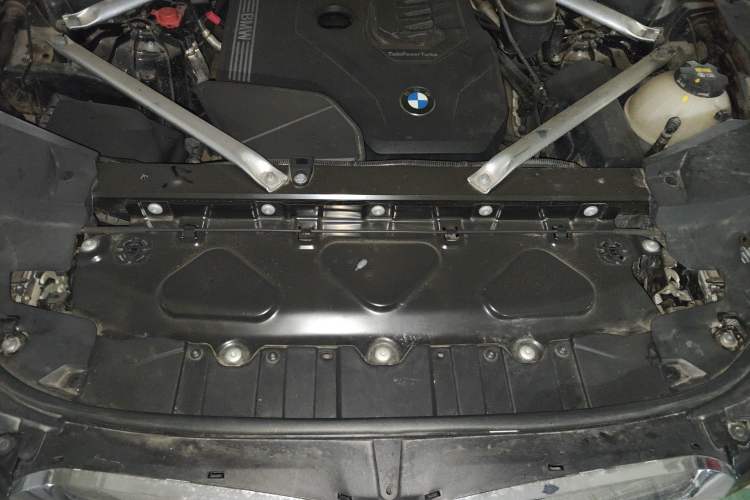 Used BMW X5 2021 Restyled xDrive30i M Sport Package Engine Bay
