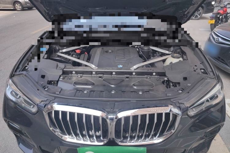 Used BMW X5 2021 Restyled xDrive40i M Sport Package Engine Bay