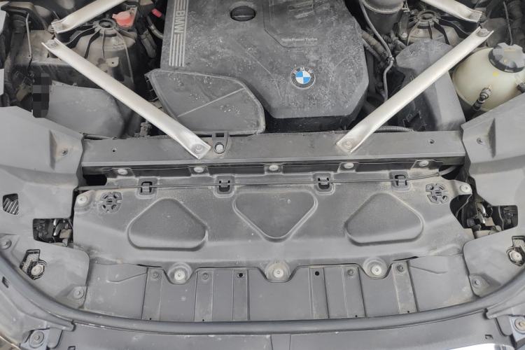 Used BMW X5 2021 xDrive30i M Sport Package Engine Bay