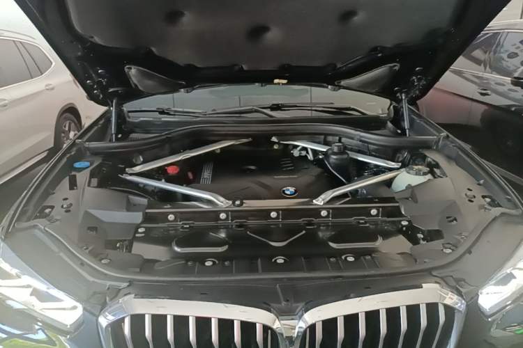 Used BMW X5 2021 xDrive30i X Design Package Engine Bay