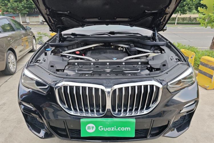 Used BMW X5 2021 Restyled xDrive30i M Sport Package Engine Bay