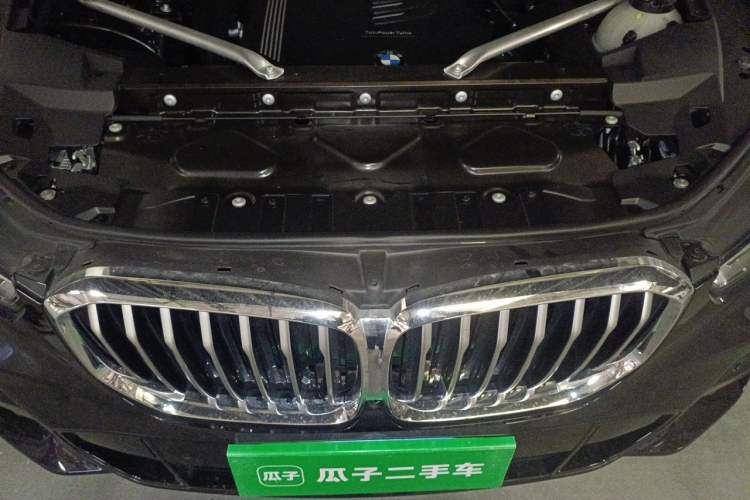 Used BMW X5 2021 Restyled xDrive40i Luxury Version M Sport Package Engine Bay