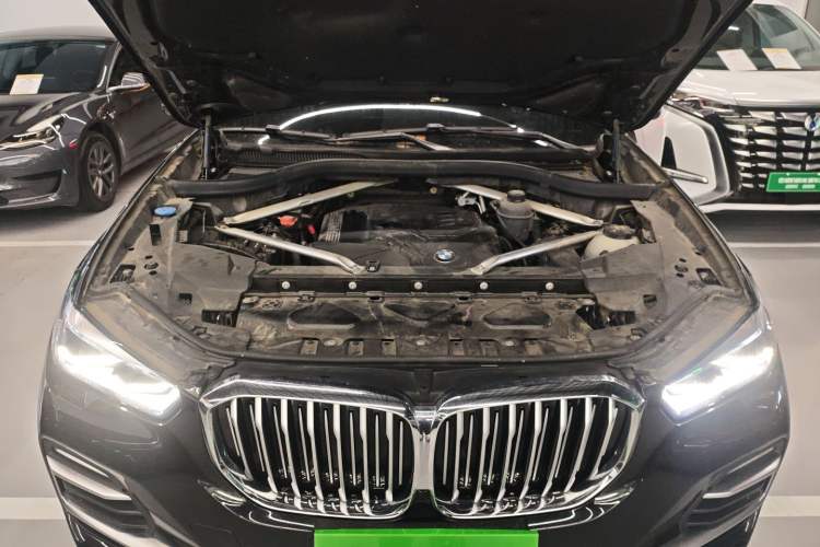 Used BMW X5 2021 xDrive30i X Design Package Engine Bay