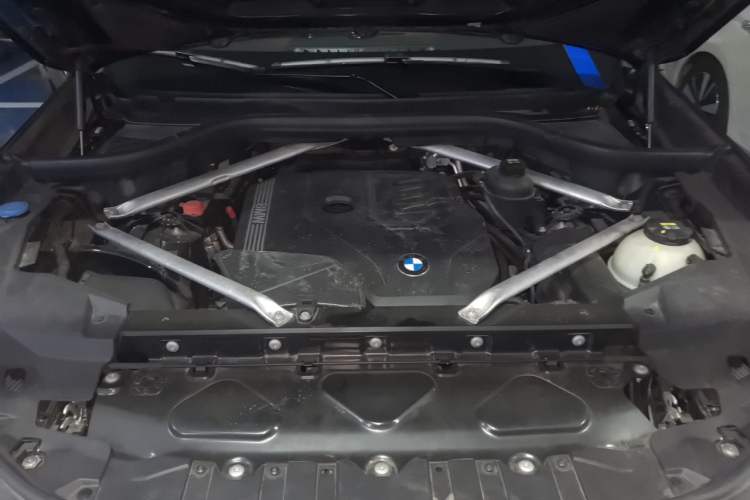 Used BMW X5 2021 xDrive30i M Sport Package Engine Bay