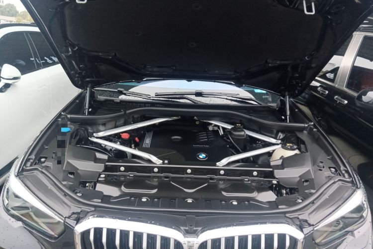 Used BMW X5 2021 Restyled xDrive30i M Sport Package Engine Bay